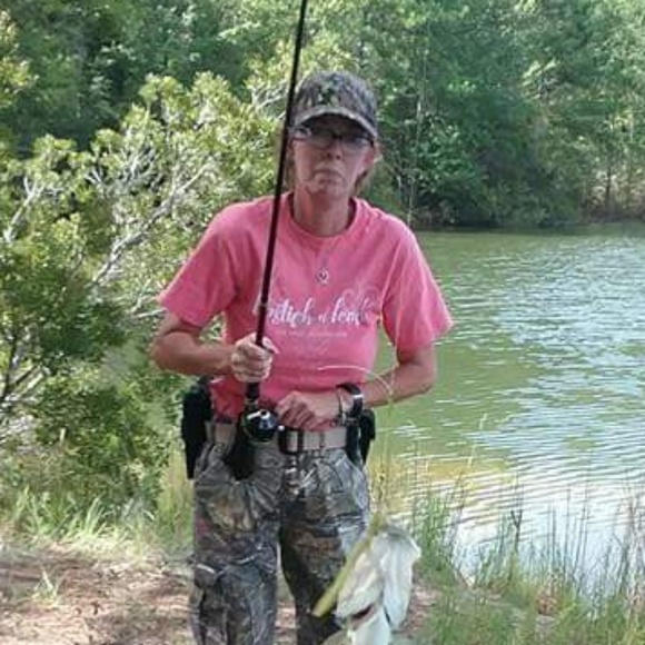 Meet your Posher, Christine - Picture 2 of 3